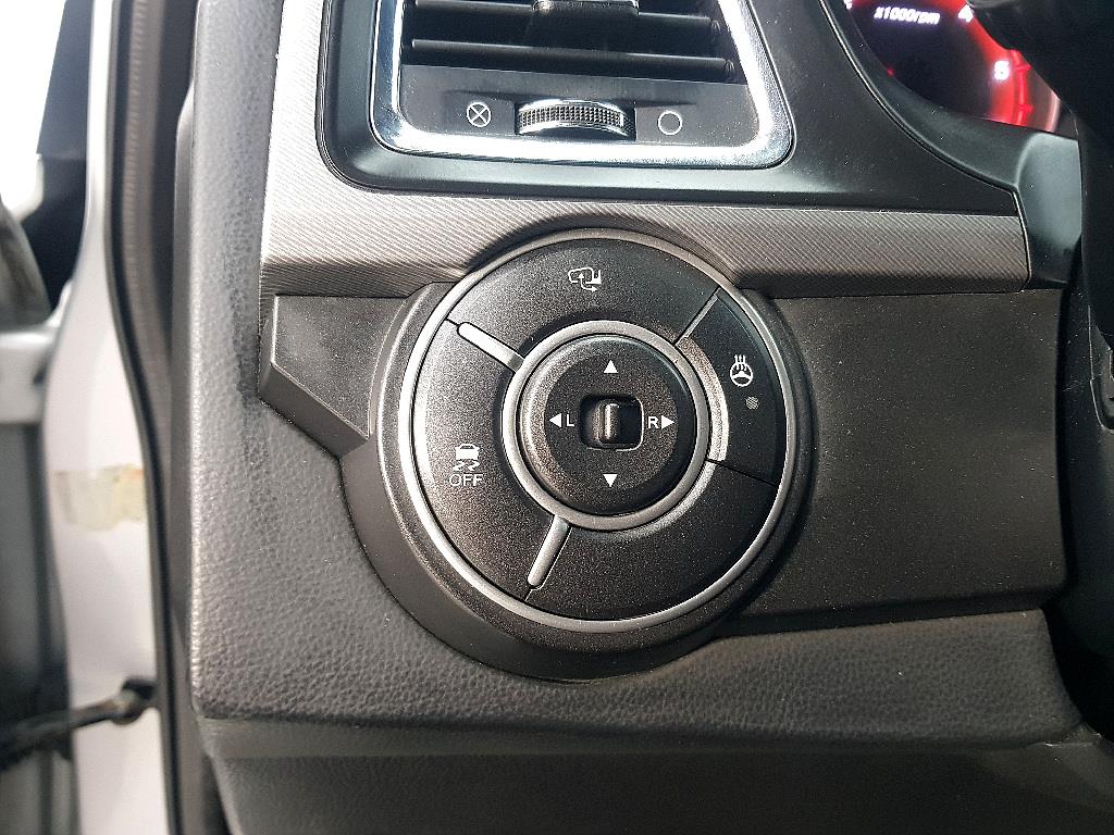 Ssangyong Korando - Vista 11