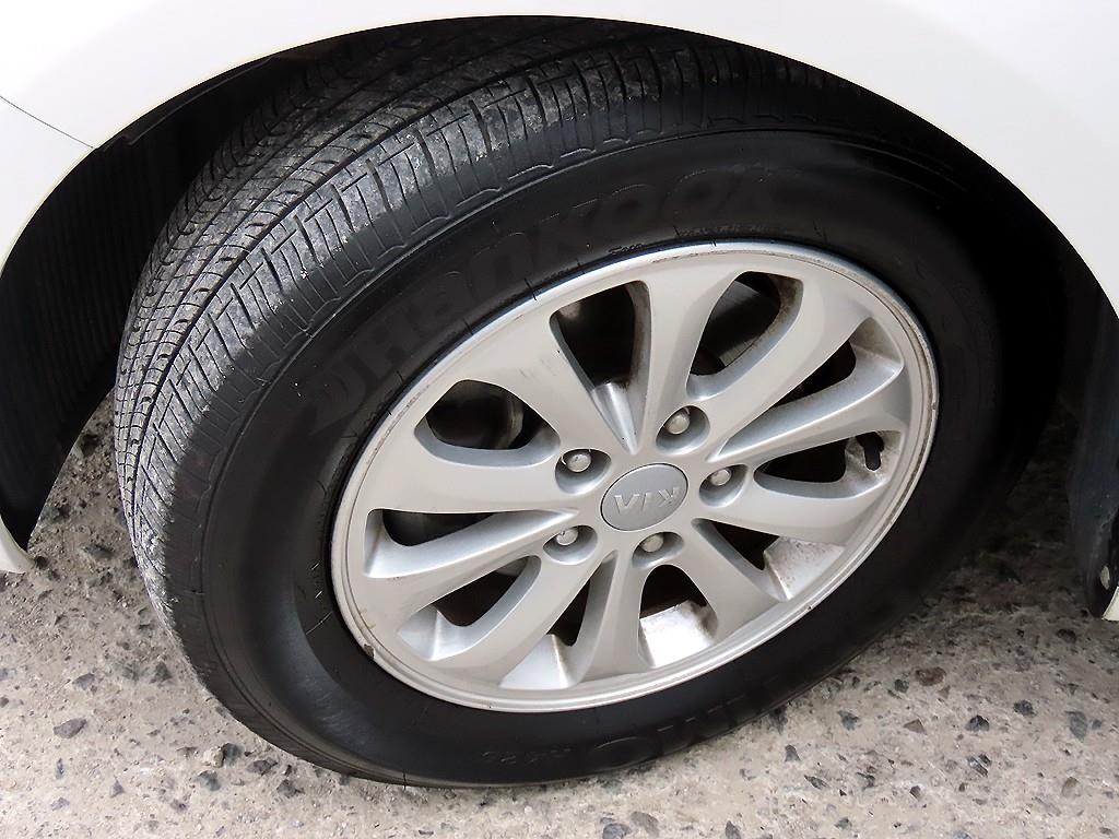 KIA K3 2014 Blanco - Importación desde Corea - HF Imports Iquique - Foto 20