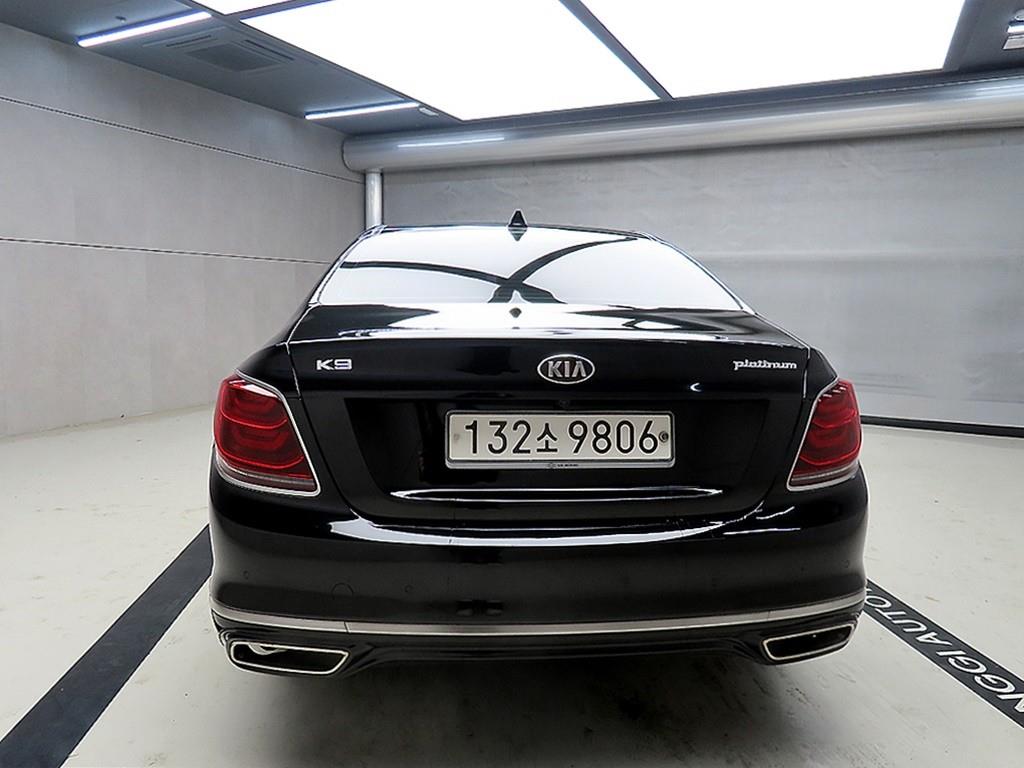KIA K9 - Vista 3