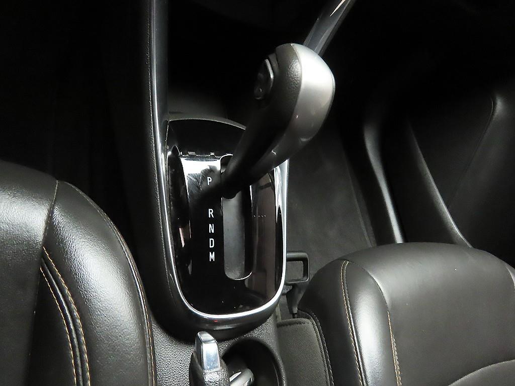 Chevrolet Trax - Vista 10