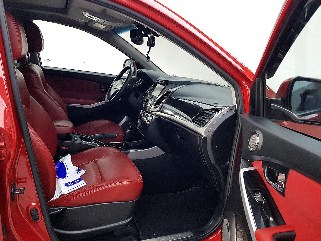 Ssangyong Korando 2014 Rojo - Importación desde Corea - HF Imports Iquique - Foto 13