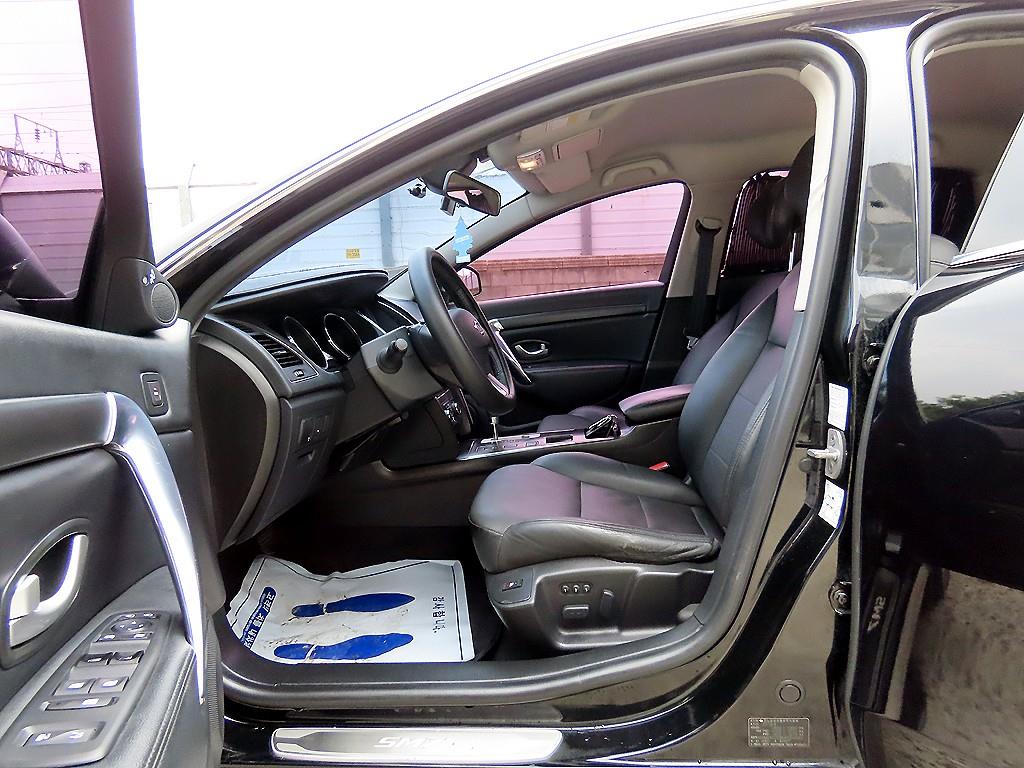 SAMSUNG SM7 - Vista 5