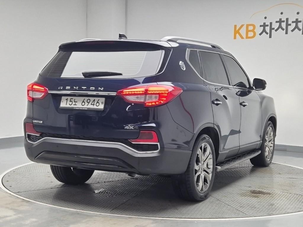 Ssangyong Rexton 2018 Negro - Importación desde Corea - HF Imports Iquique - Foto 20