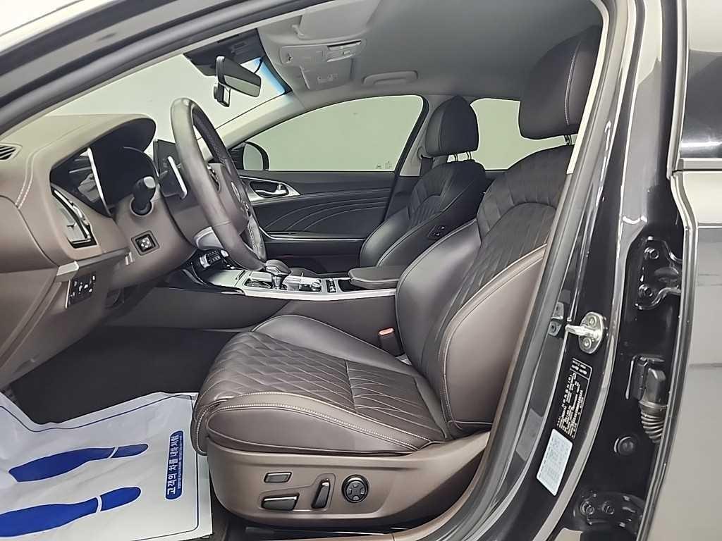 KIA Stinger - Vista 11