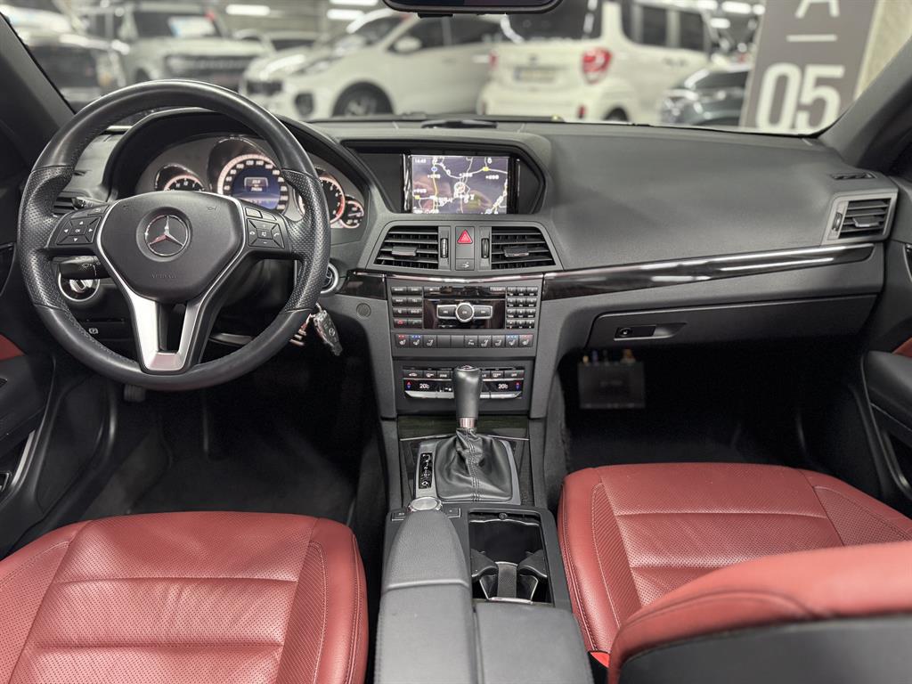 Mercedes Benz E class - Vista 5