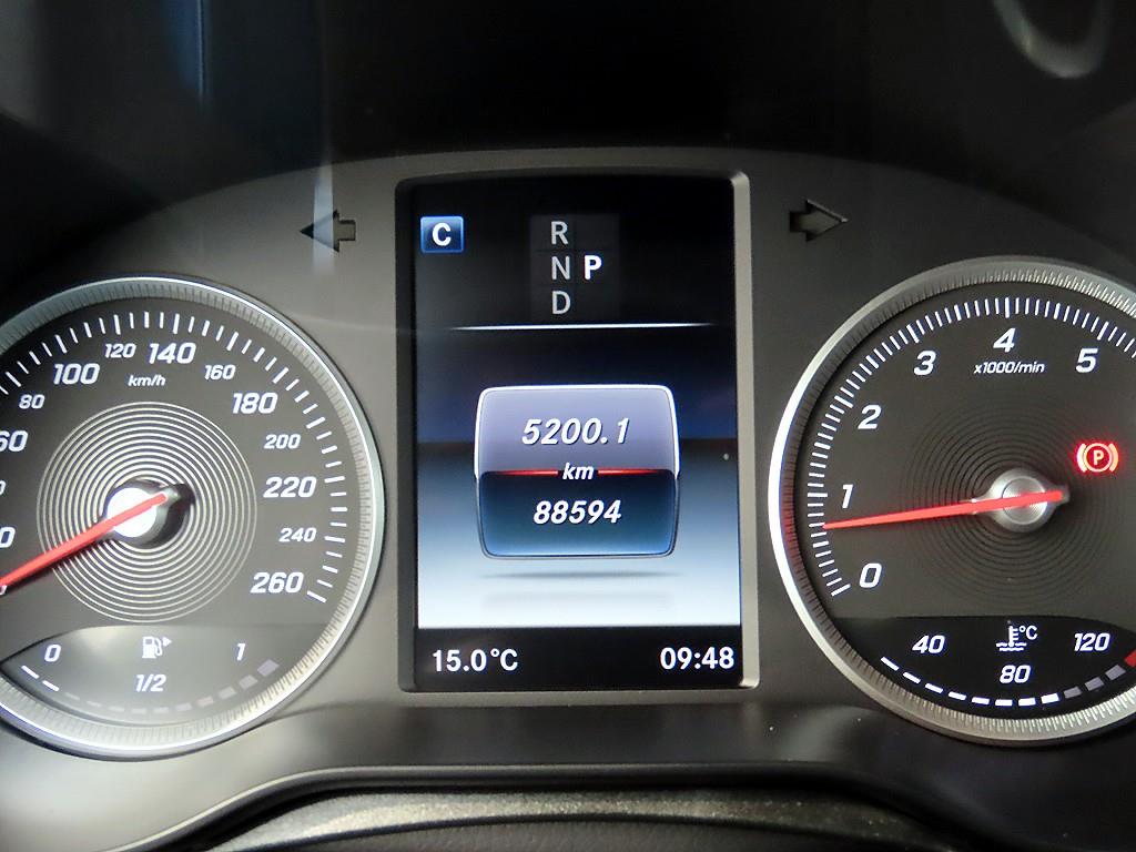 Mercedes Benz GLC Class - Vista 9