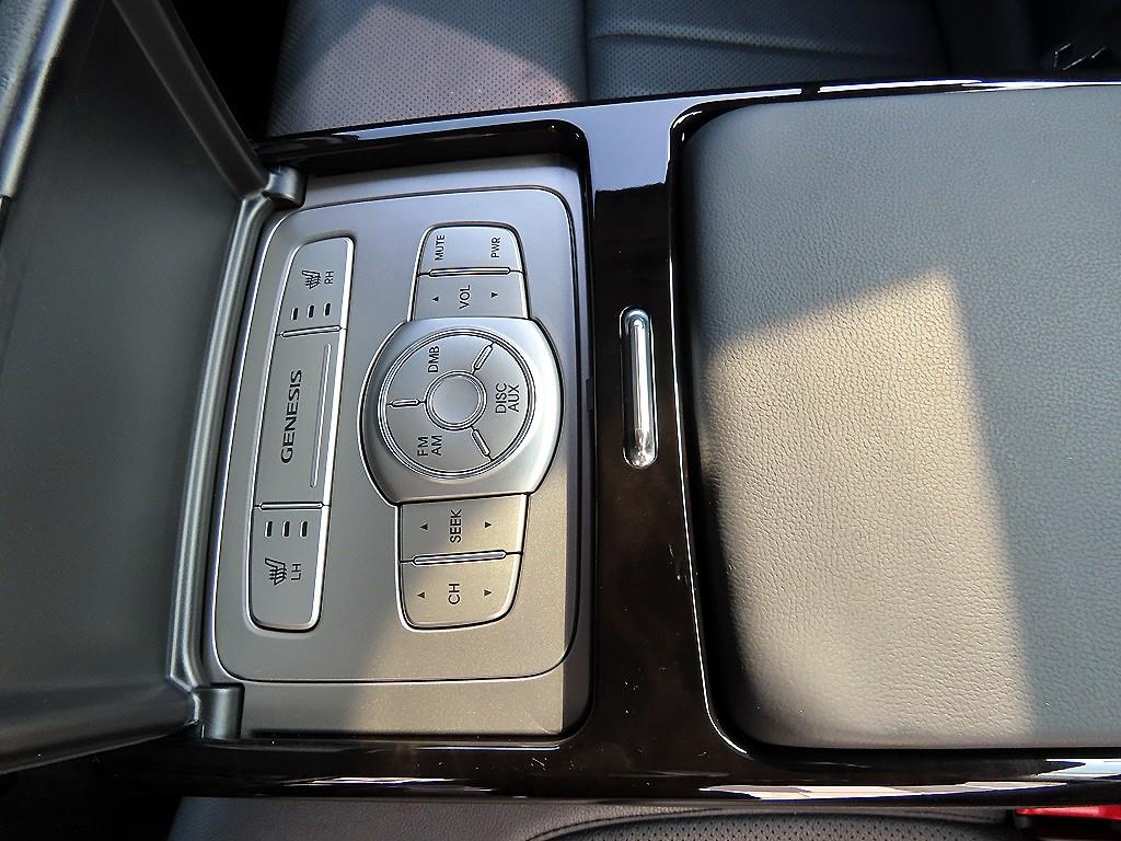 HYUNDAI Genesis 2012 Negro - Importación desde Corea - HF Imports Iquique - Foto 17