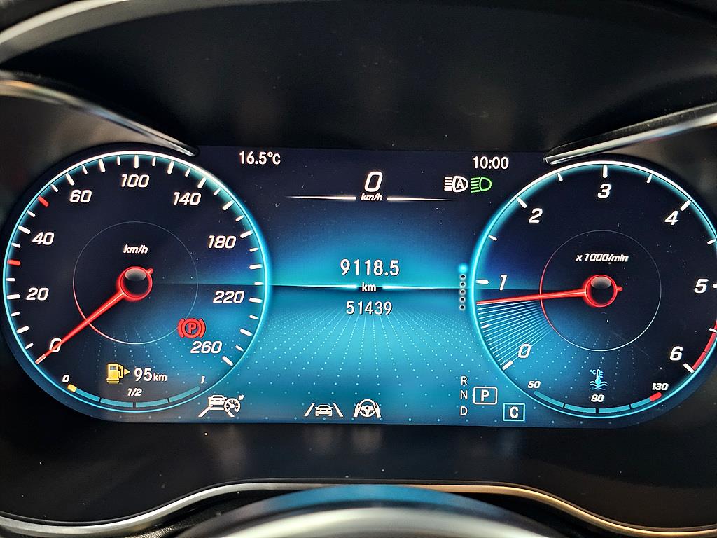 Mercedes Benz GLC Class - Vista 7