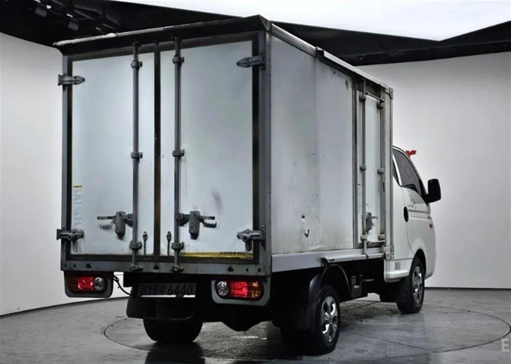 Small Truck tower_built-in tower - Vista 2