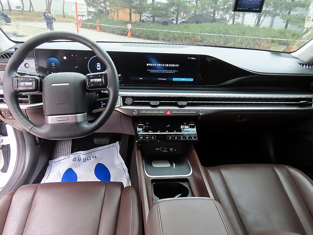 HYUNDAI Grandeur - Vista 7
