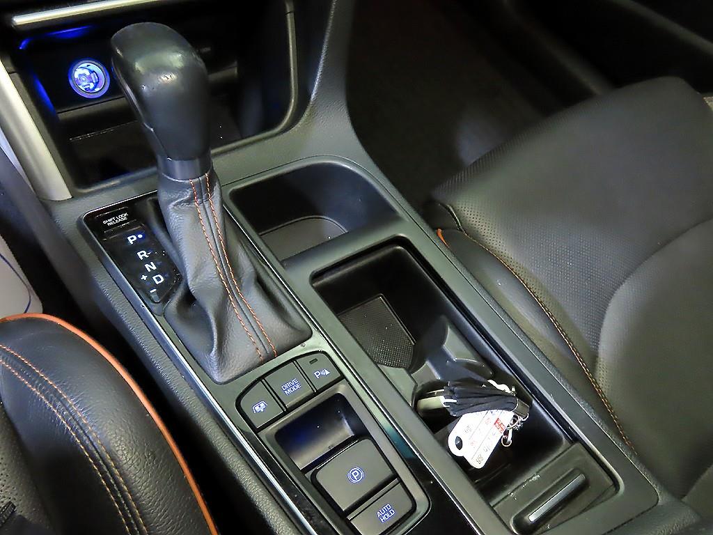 HYUNDAI Sonata - Vista 12