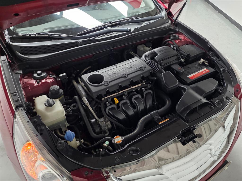 HYUNDAI Sonata - Vista 8