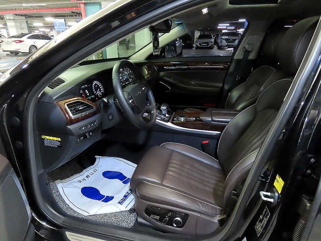 Genesis EQ900 - Vista 6