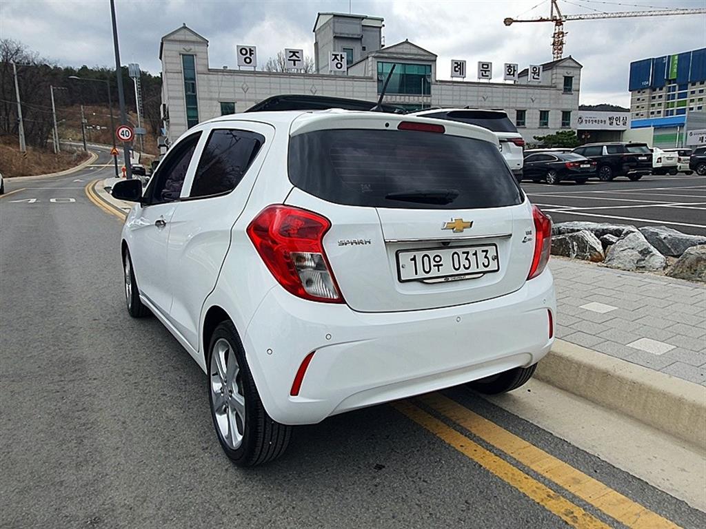Chevrolet Spark - Vista 4