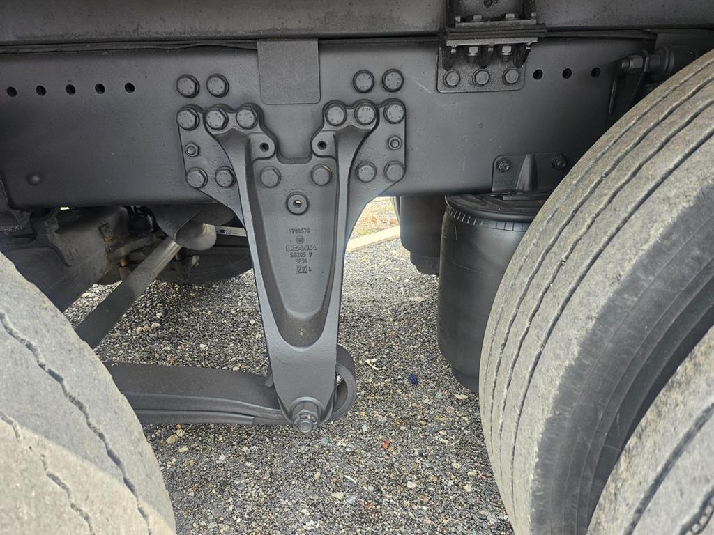 medium and large cargo truck - Vista 12