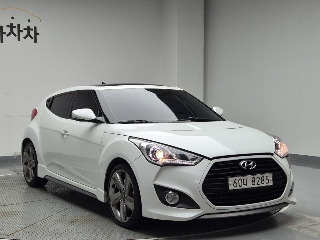 HYUNDAI Veloster - Vista 4