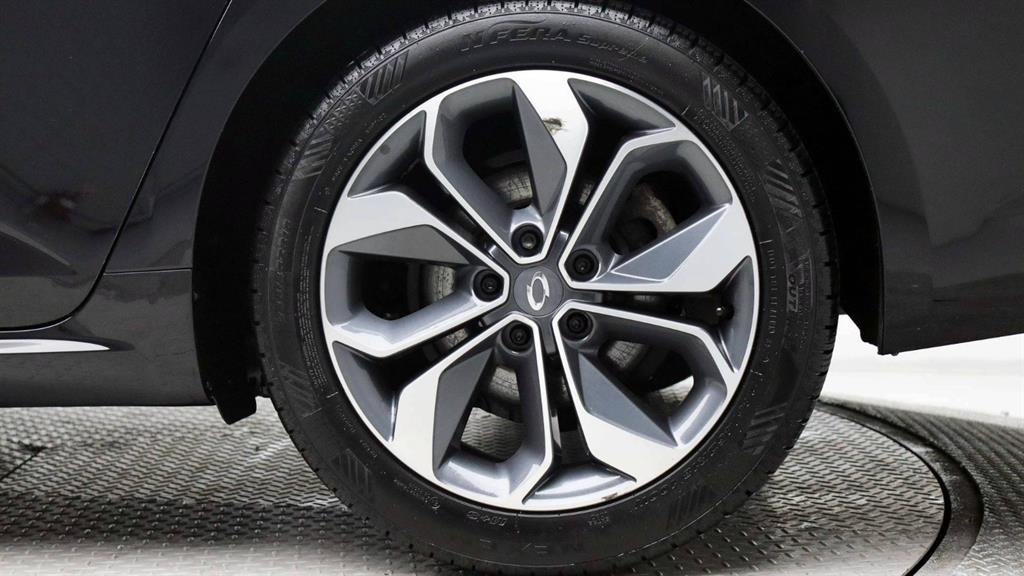 SAMSUNG SM6 - Vista 11