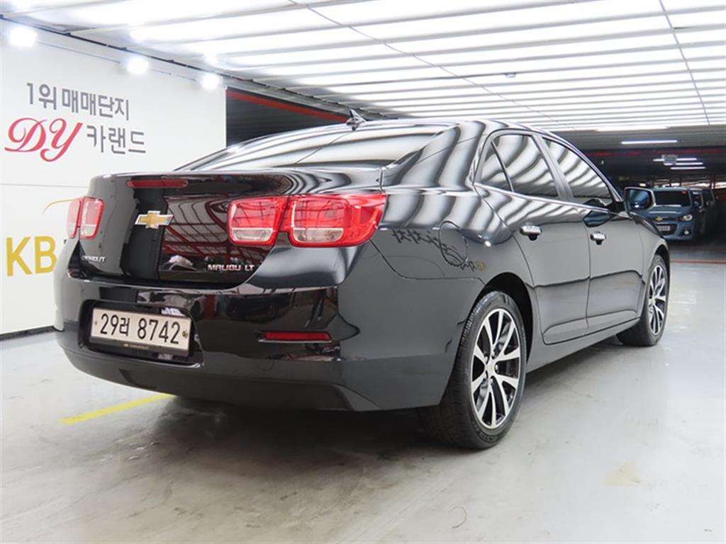 Chevrolet Malibu - Vista 4