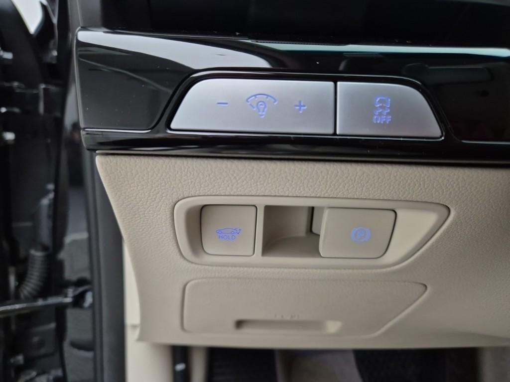 Genesis G80 2025 Negro - Importación desde Corea - HF Imports Iquique - Foto 16