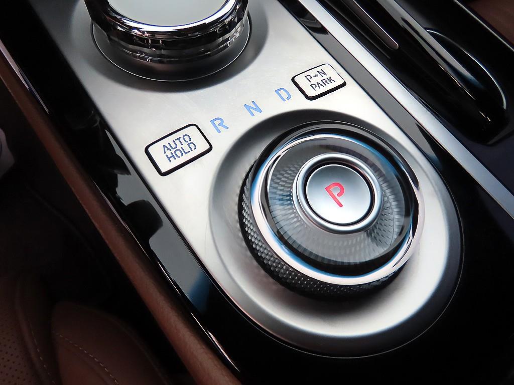 Genesis G80 - Vista 11