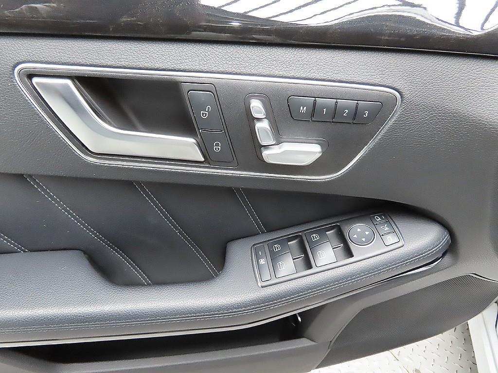 Mercedes Benz E class 2014 Gris - Importación desde Corea - HF Imports Iquique - Foto 11