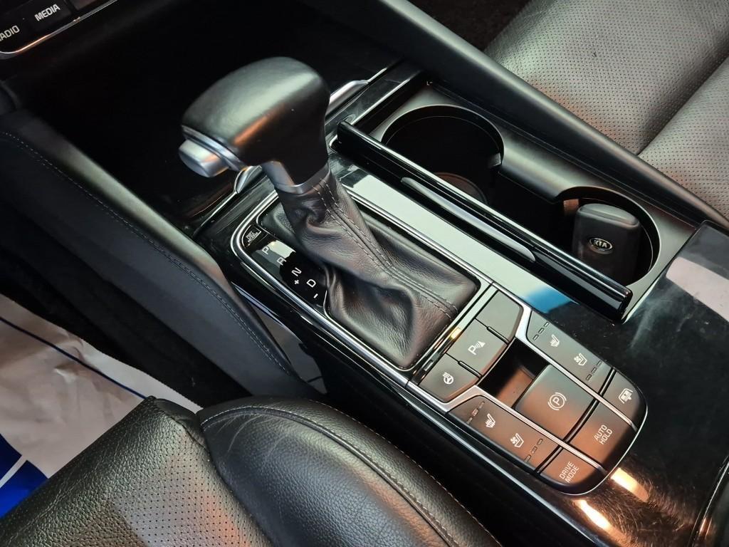 KIA K7 2017 Gris - Importación desde Corea - HF Imports Iquique - Foto 17