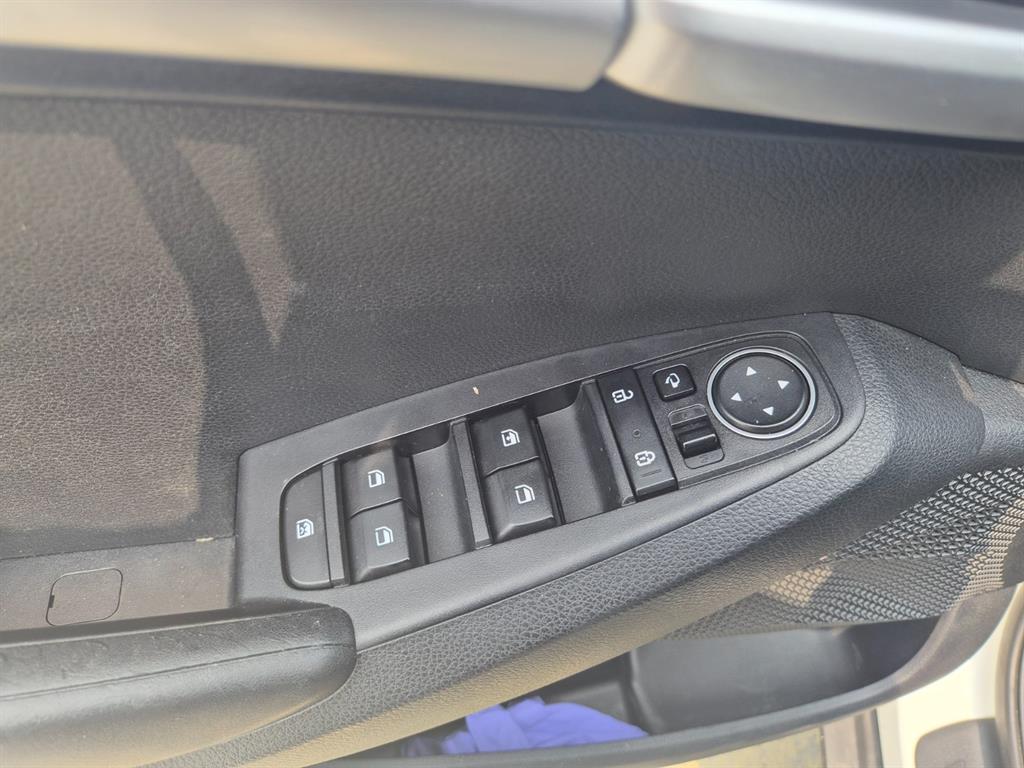 KIA Seltos 2022 Blanco - Importación desde Corea - HF Imports Iquique - Foto 14