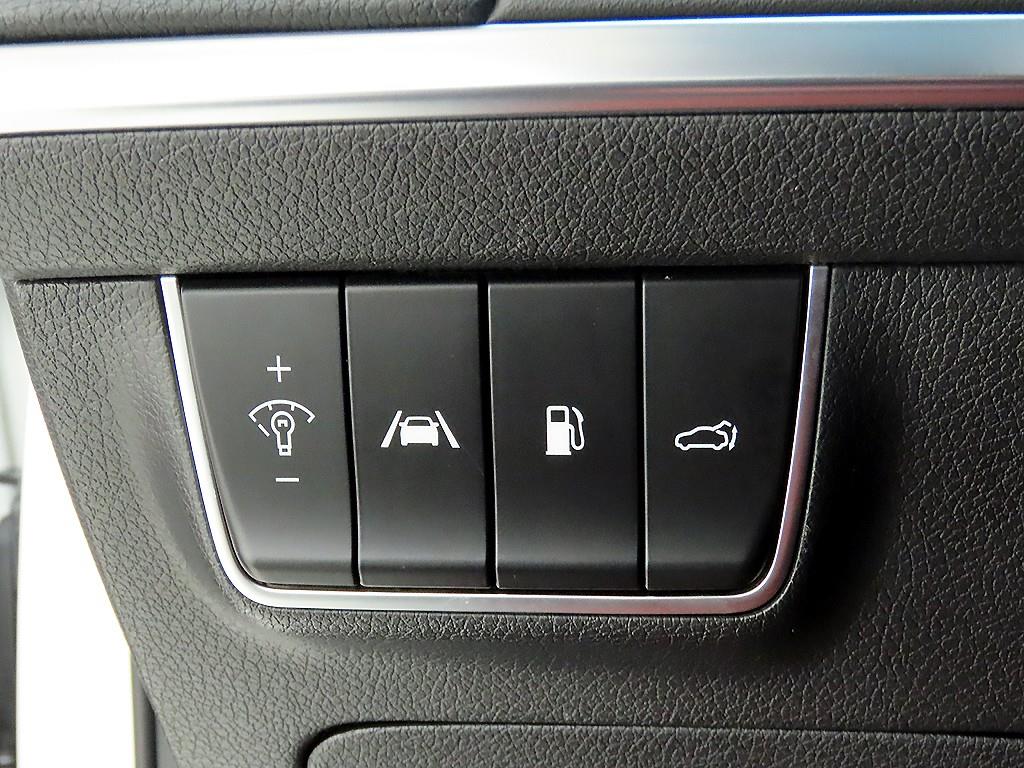 KIA Stinger - Vista 12