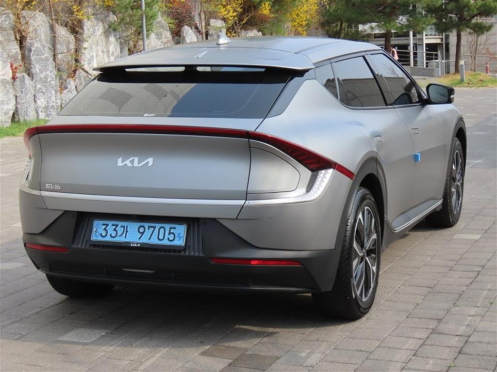 KIA EV6 - Vista 5