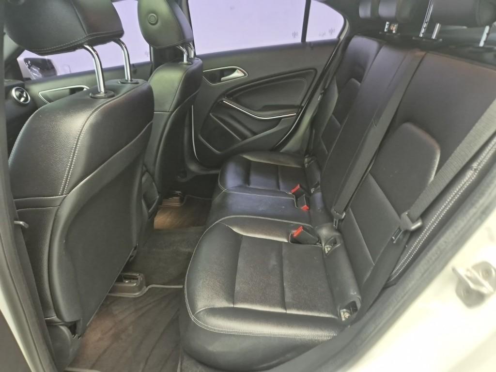 Mercedes Benz A Class - Vista 12