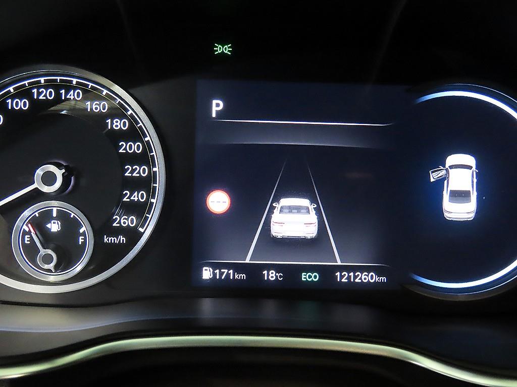 Genesis G80 - Vista 9