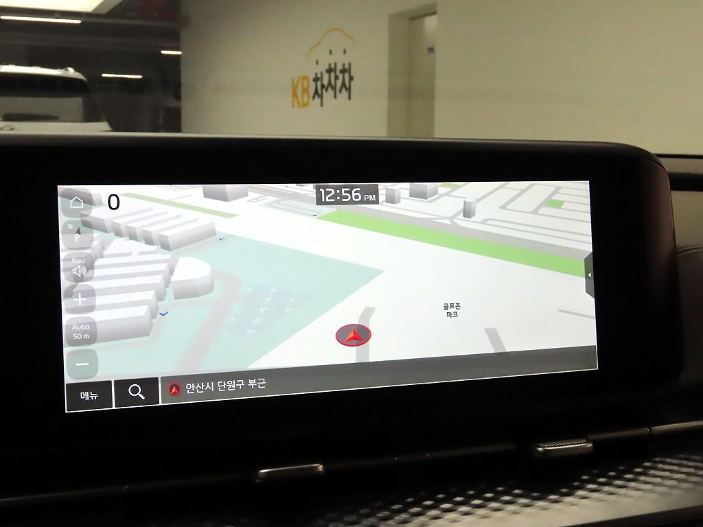 KIA Carnival - Vista 8