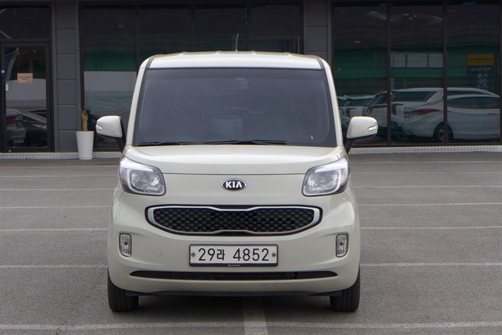 KIA Ray 2017 Blanco - Importación desde Corea - HF Imports Iquique - Foto 1