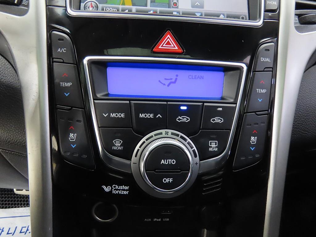 HYUNDAI i30 - Vista 11