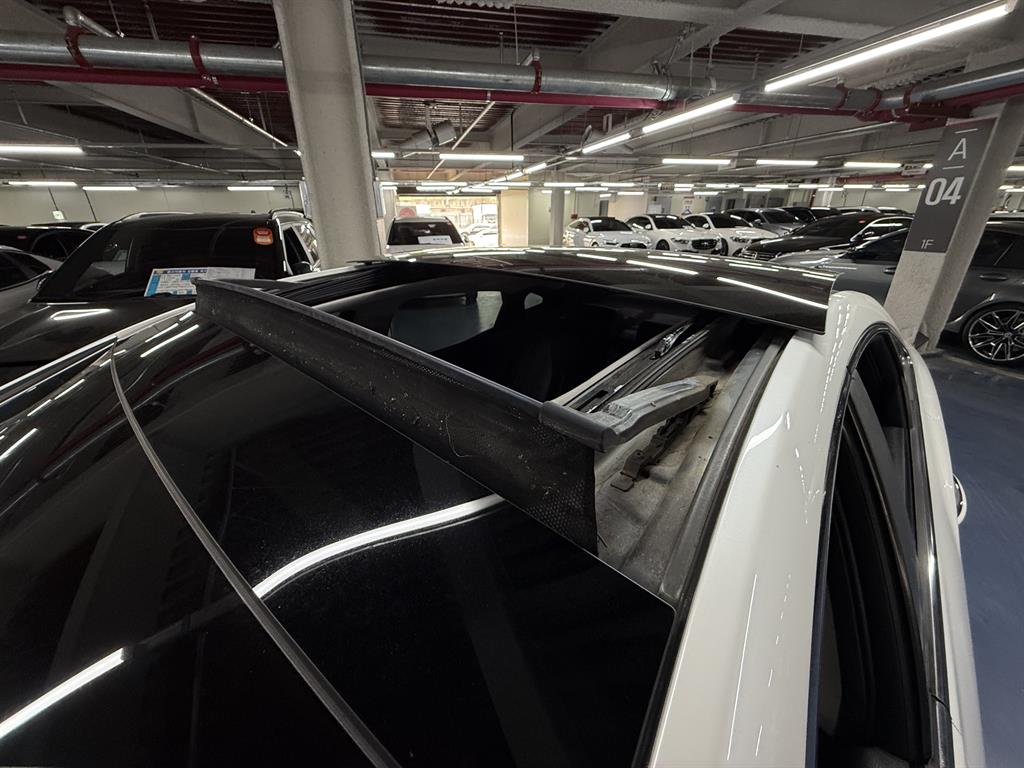 HYUNDAI Grandeur - Vista 5