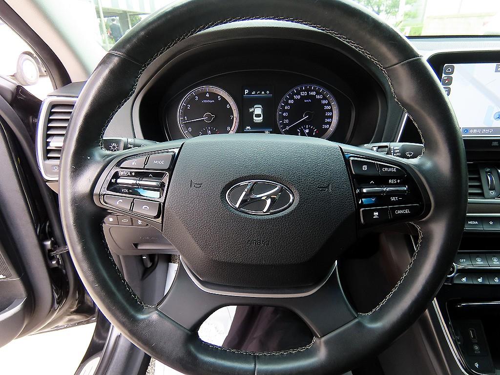 HYUNDAI Grandeur - Vista 8