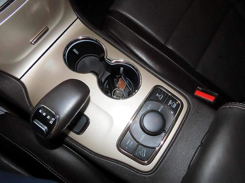 Jeep Cherokee - Vista 12