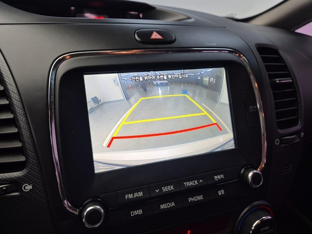 KIA K3 2017 Blanco - Importación desde Corea - HF Imports Iquique - Foto 14