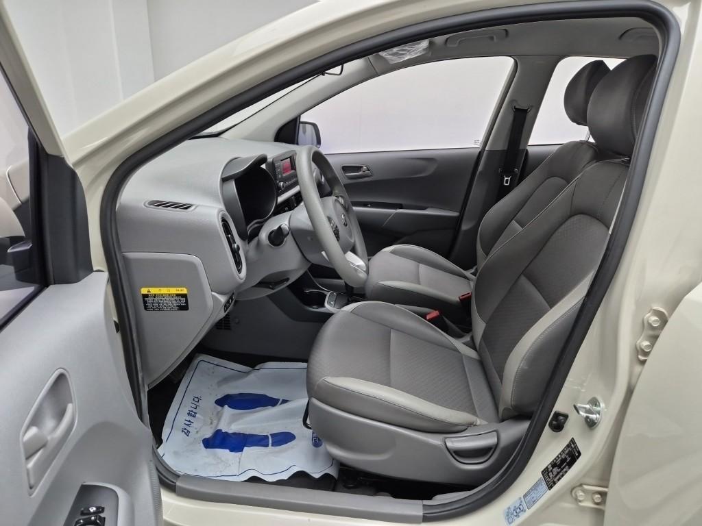 KIA Morning - Vista 11