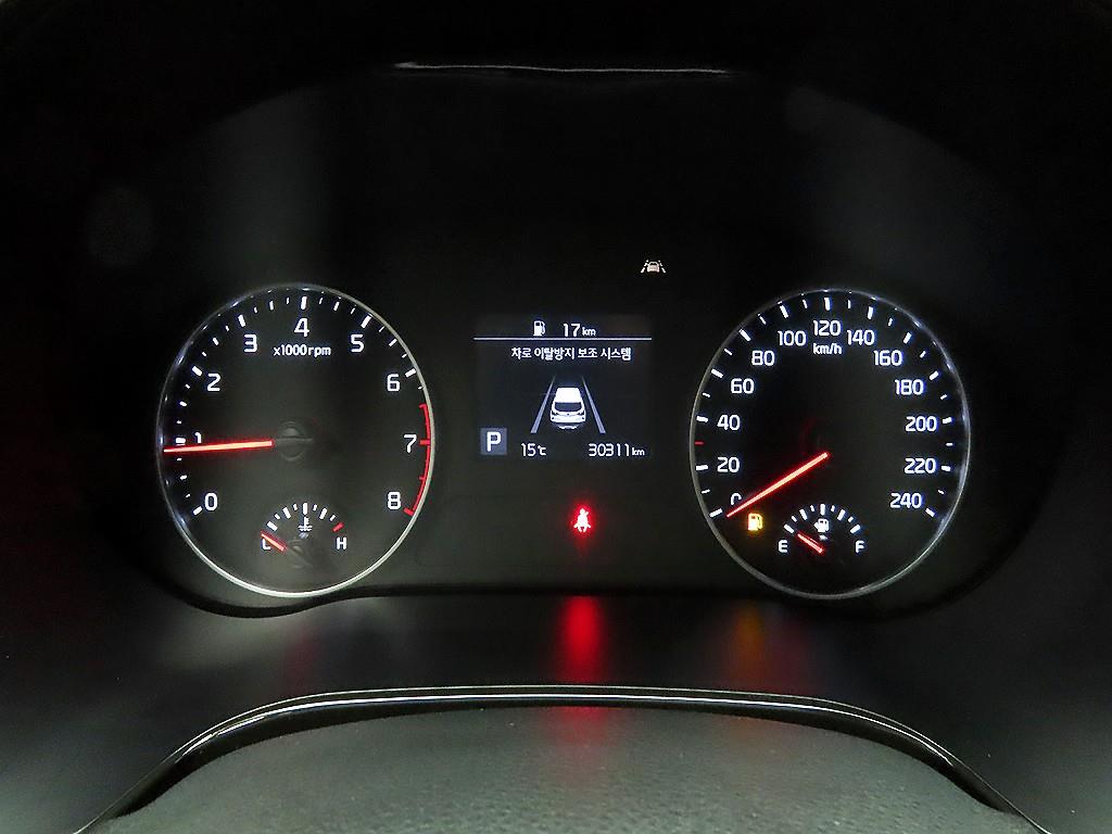 KIA Seltos - Vista 6