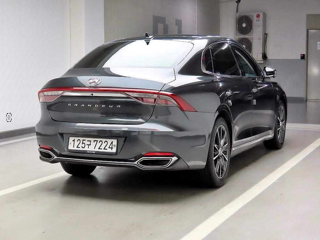 HYUNDAI Grandeur - Vista 4