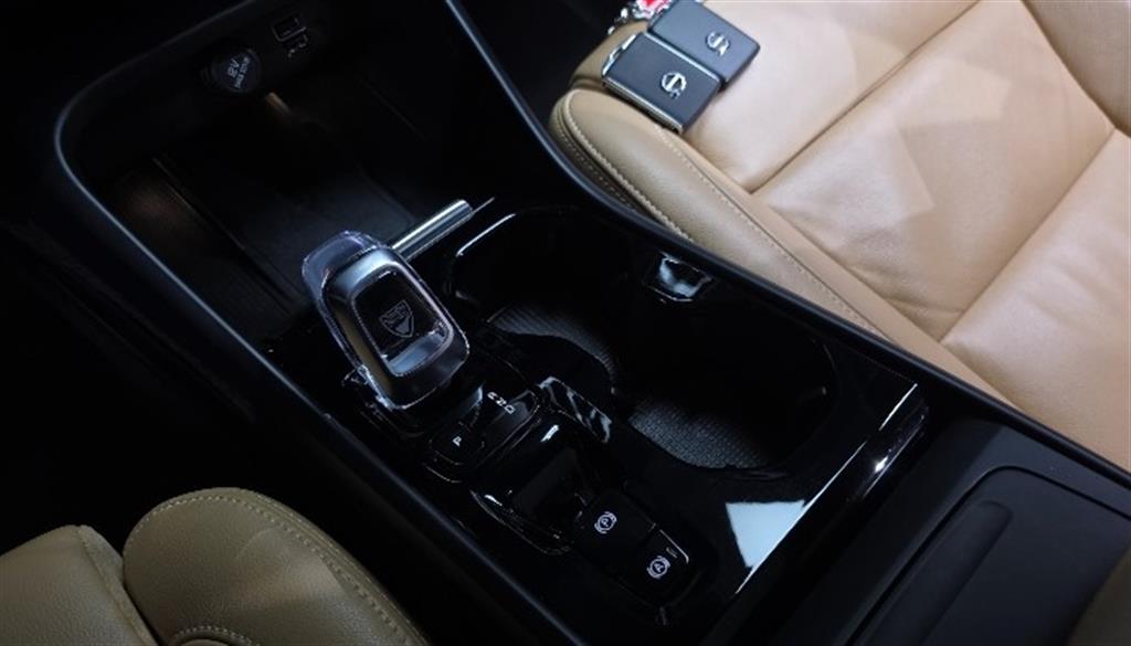 Volvo XC40 - Vista 9