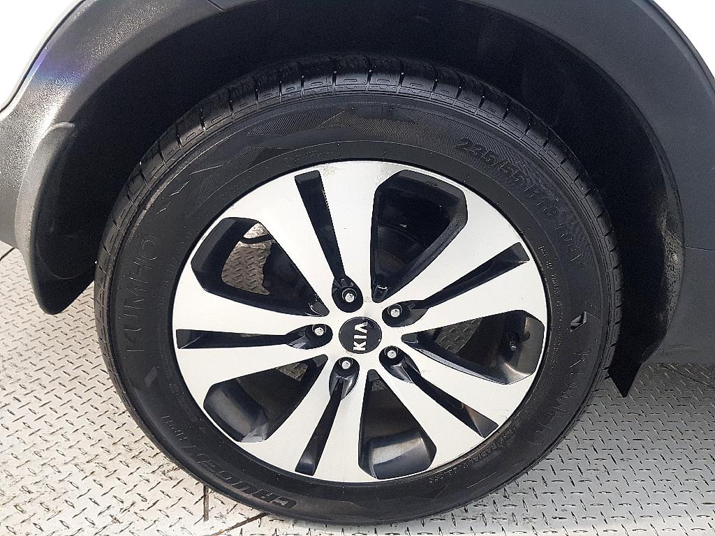 KIA Sportage - Vista 6