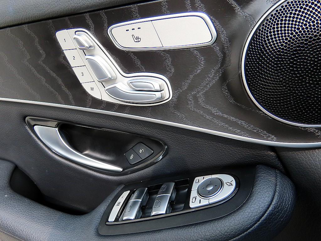 Mercedes Benz GLC Class - Vista 11