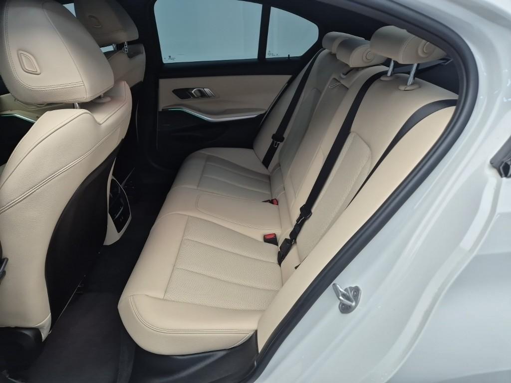 BMW 3 series - Vista 12