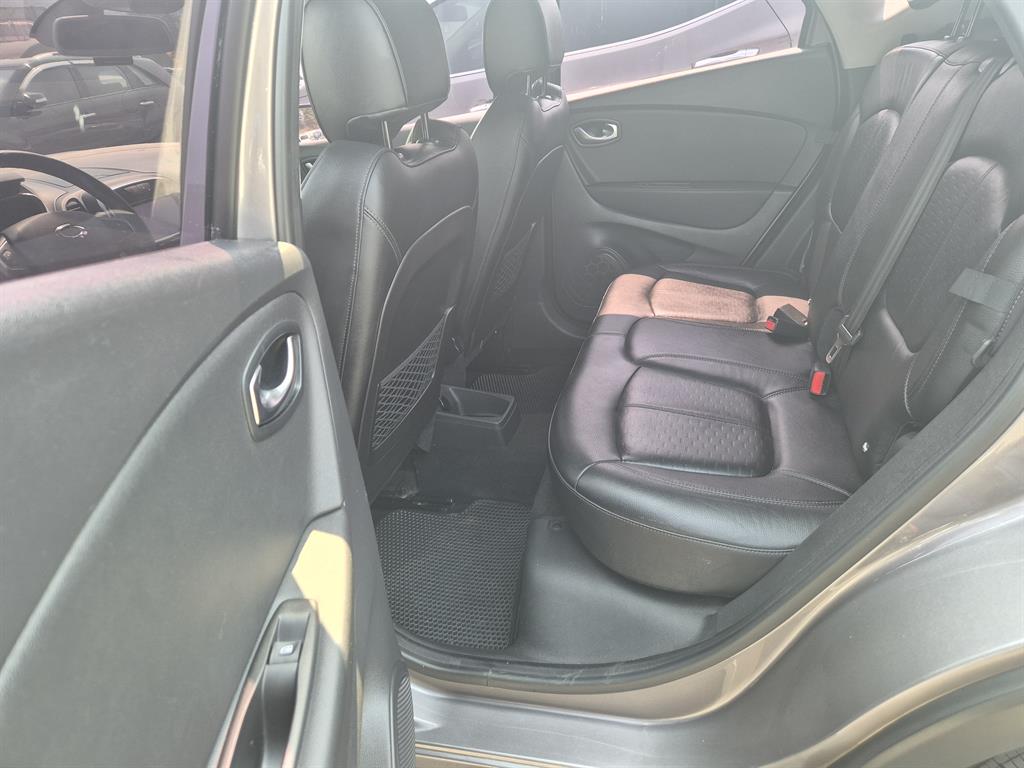 SAMSUNG QM3 - Vista 8