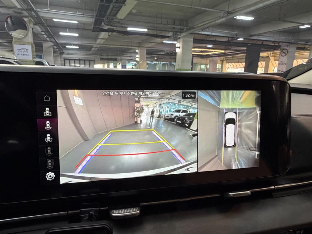 KIA Carnival - Vista 11