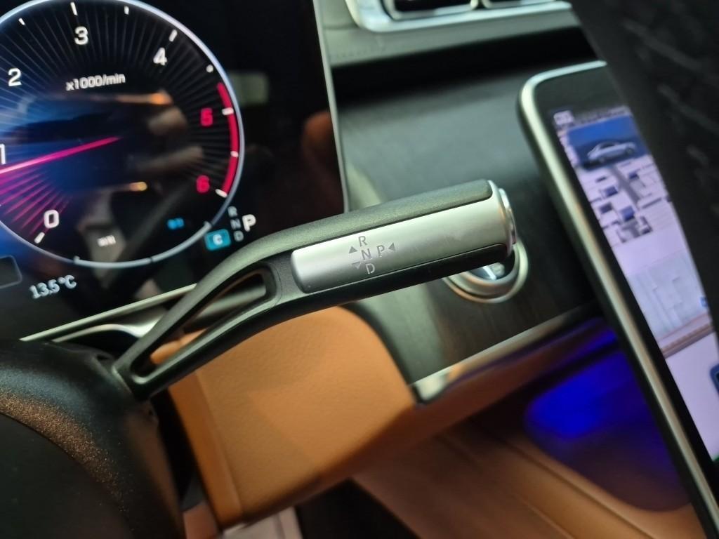 Mercedes Benz S Class - Vista 8