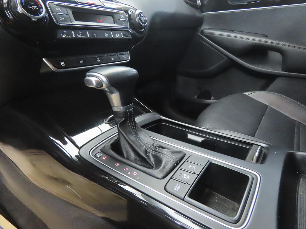 KIA Sorento - Vista 11