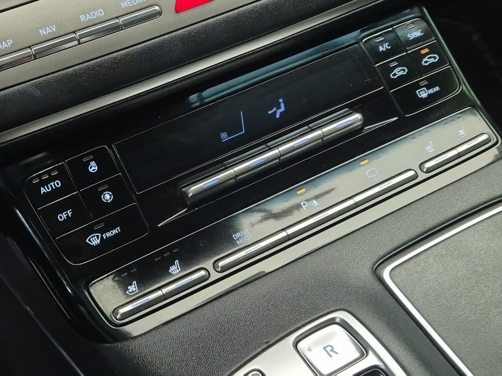 HYUNDAI Grandeur 2020 Negro - Importación desde Corea - HF Imports Iquique - Foto 16